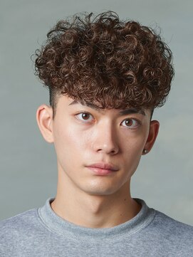 スペインカール/フェード/短髪/men's/ツイストパーマ/メンズ